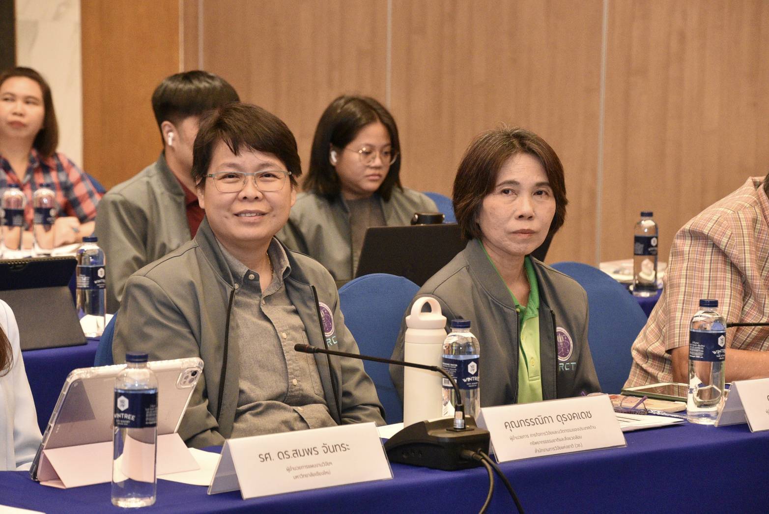 IMAGE - 3816