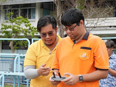 IMAGE - 3845