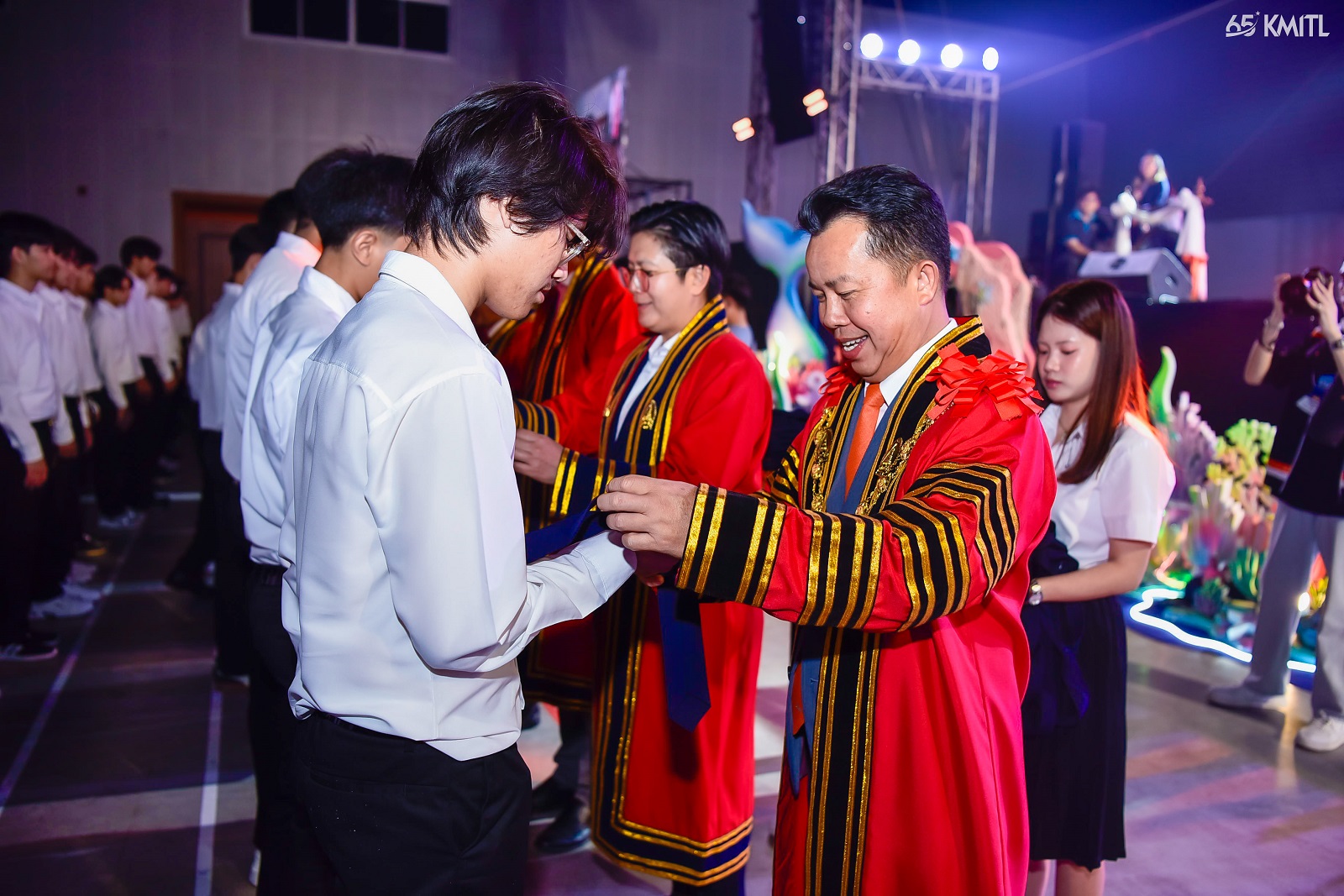 IMAGE - 4571