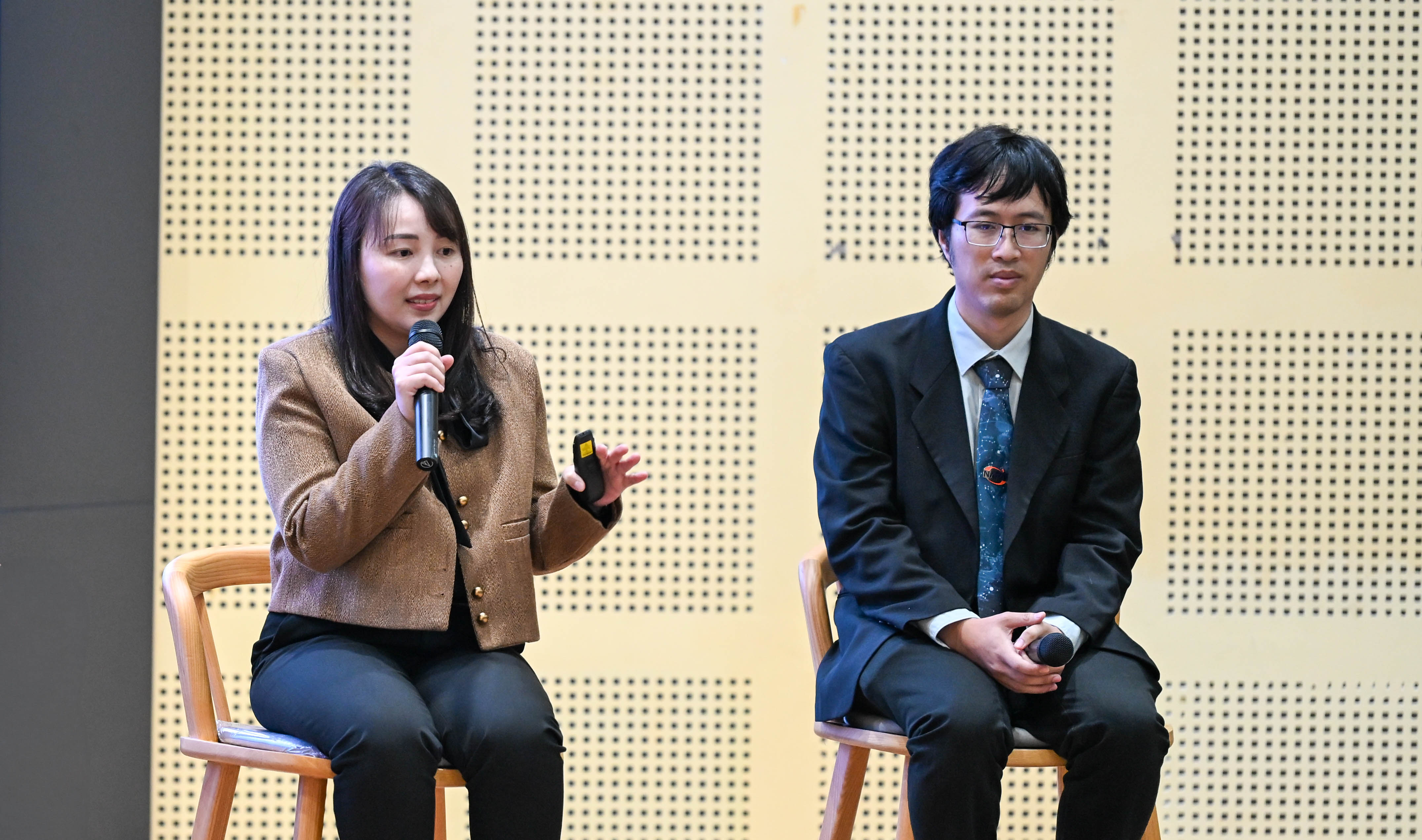 IMAGE - 4726