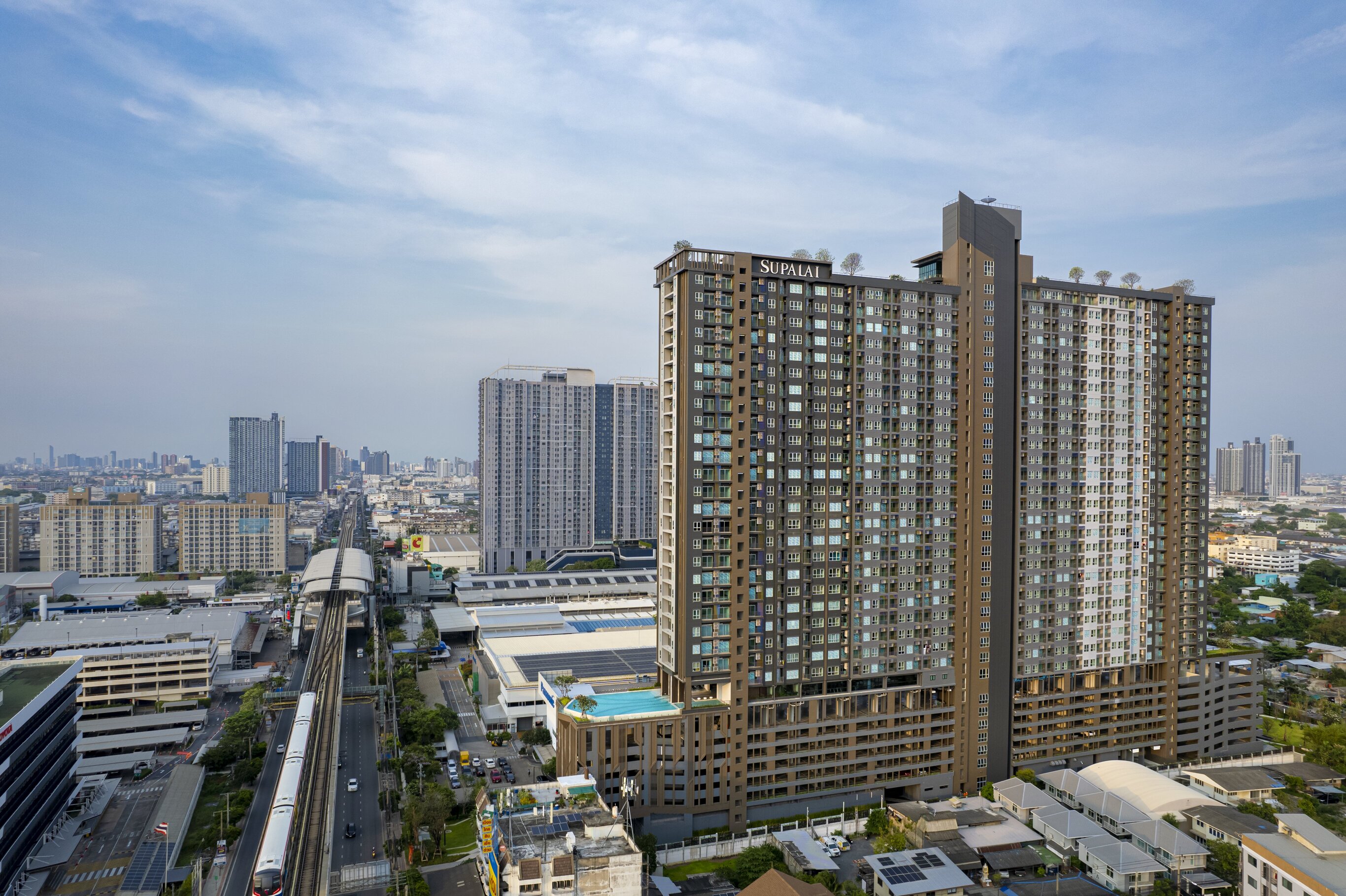 IMAGE - 4933